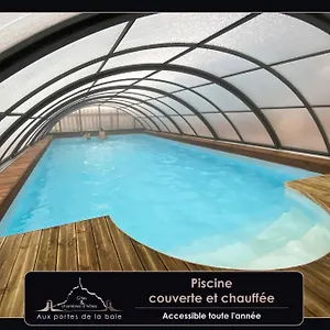 Aux Portes De La Baie - Hébergement de vacances